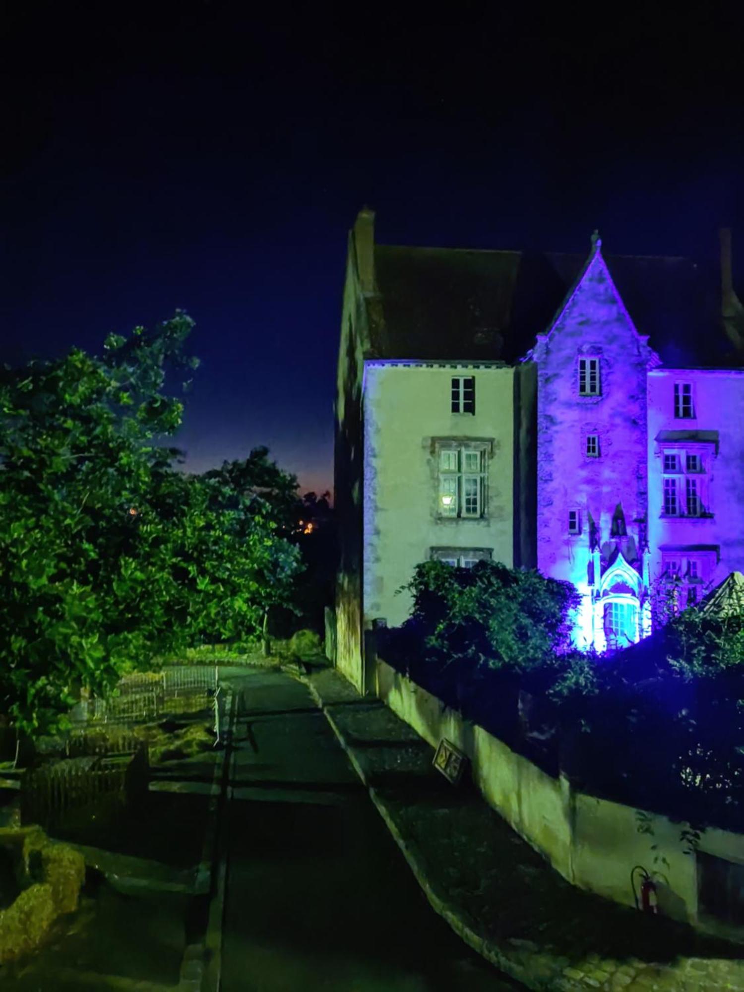 Halte Douillette Au Coeur De La Ville Châteaudun Exterior foto